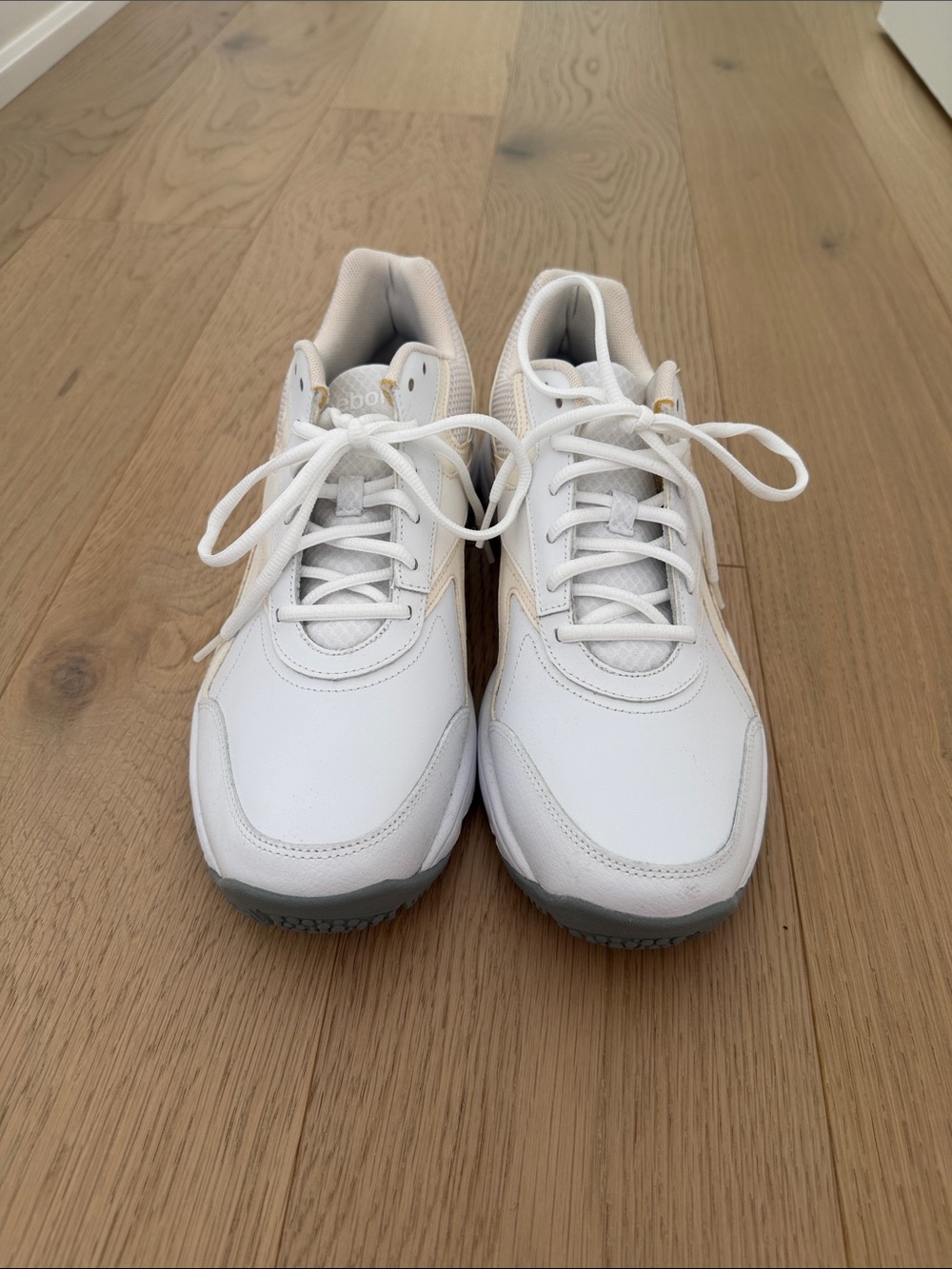 Men’s Reebok White Low-Top Lace-Up Sneakers with Gray Outsole
